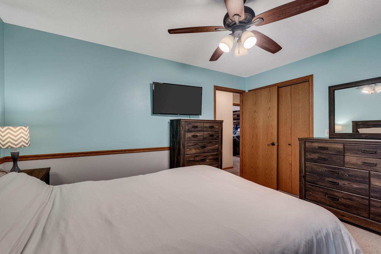 1022 Westview Circle DRIVE