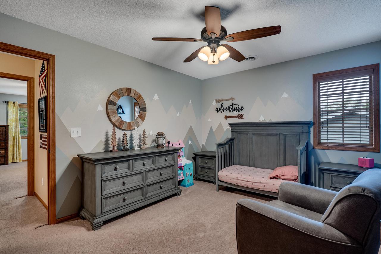 1022 Westview Circle DRIVE