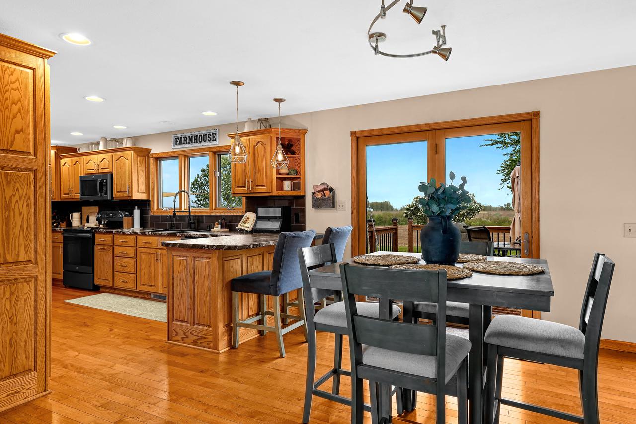 W2381 Evans Dwyer ROAD