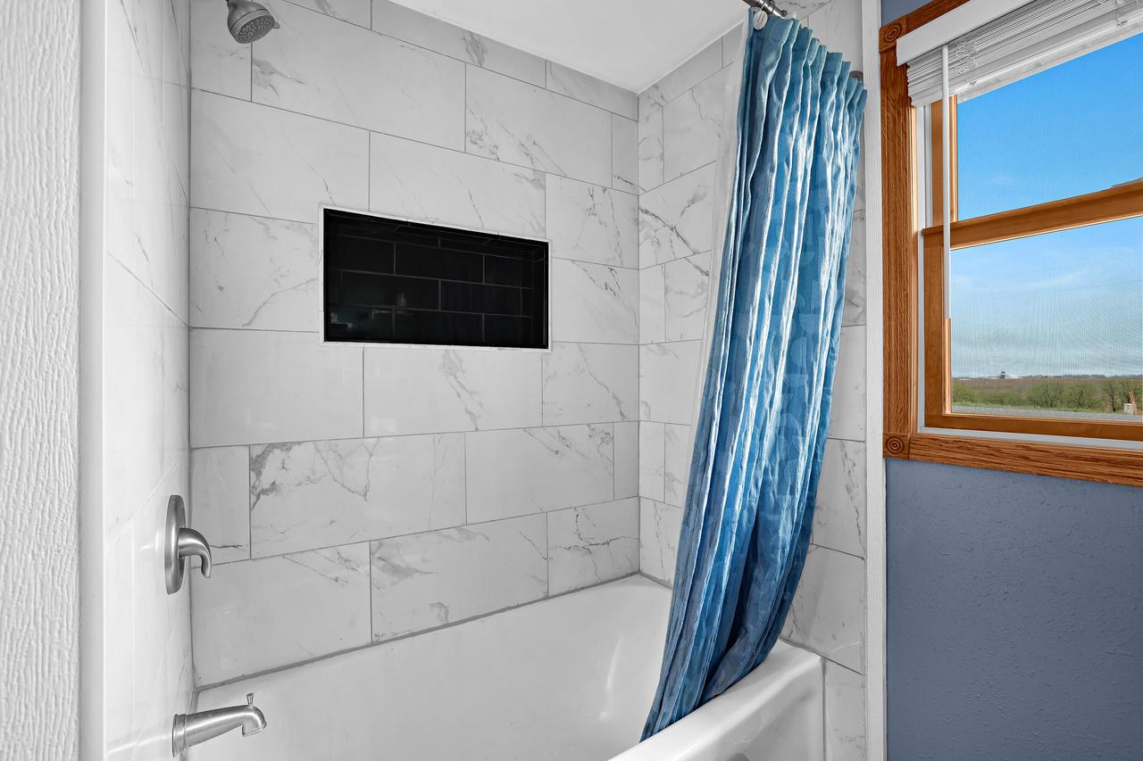 W2381 Evans Dwyer ROAD