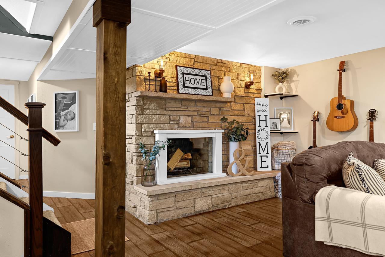 W2381 Evans Dwyer ROAD