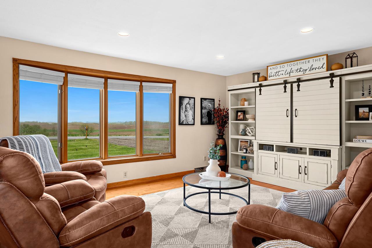 W2381 Evans Dwyer ROAD