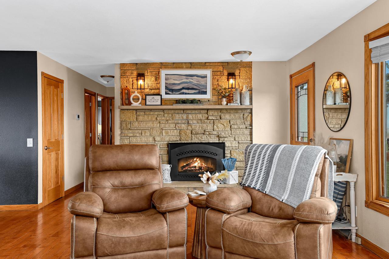 W2381 Evans Dwyer ROAD