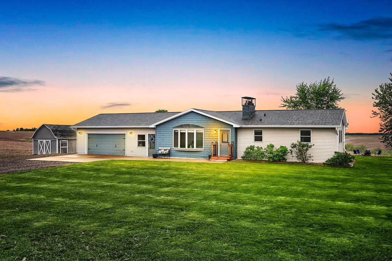 W2381 Evans Dwyer ROAD