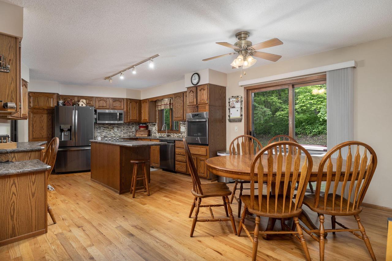 N1440 Red Oaks DRIVE