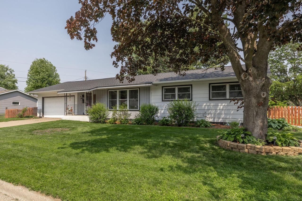 315 11th AVENUE SOUTH South