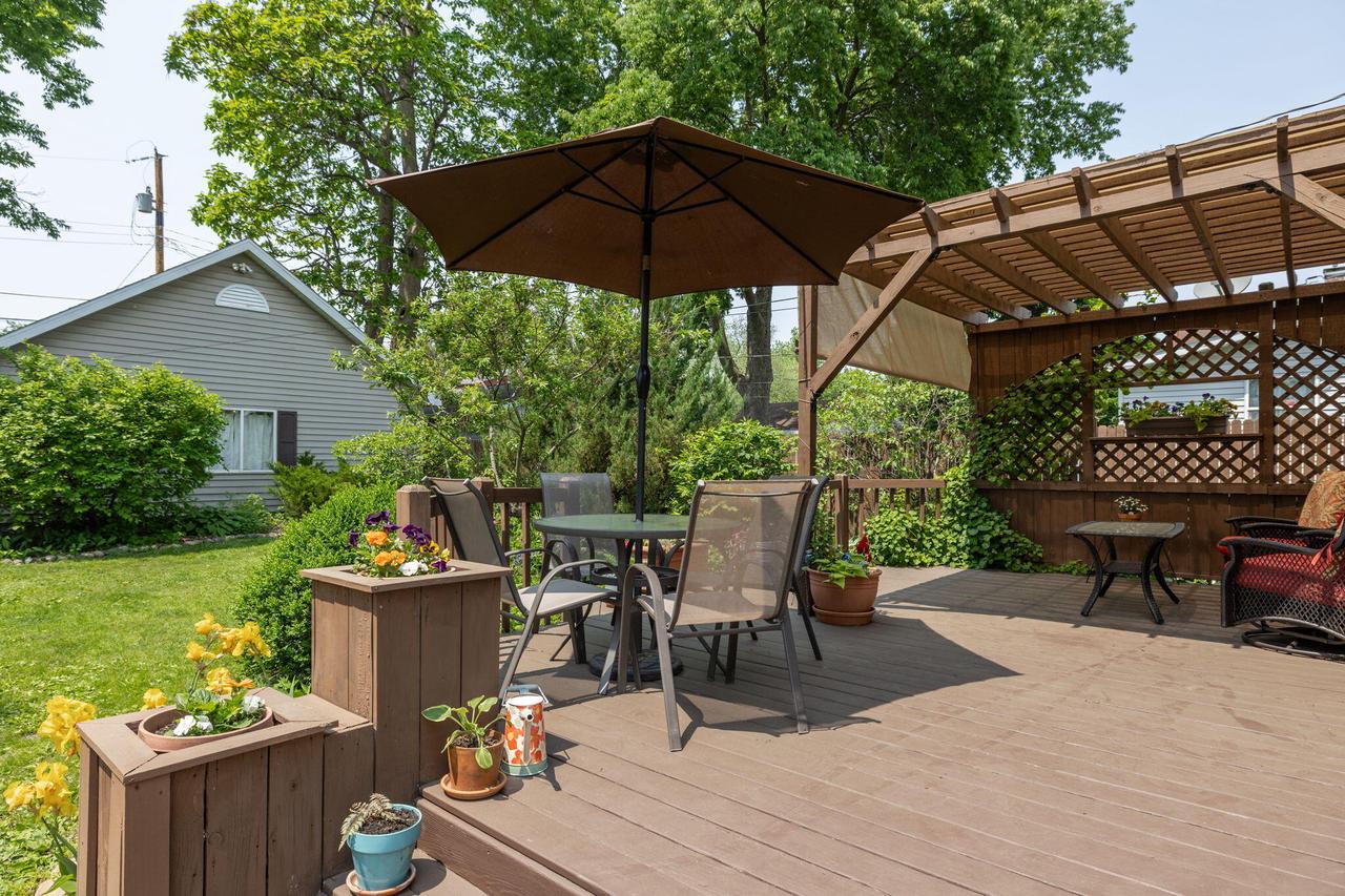 1210 East AVENUE SOUTH South