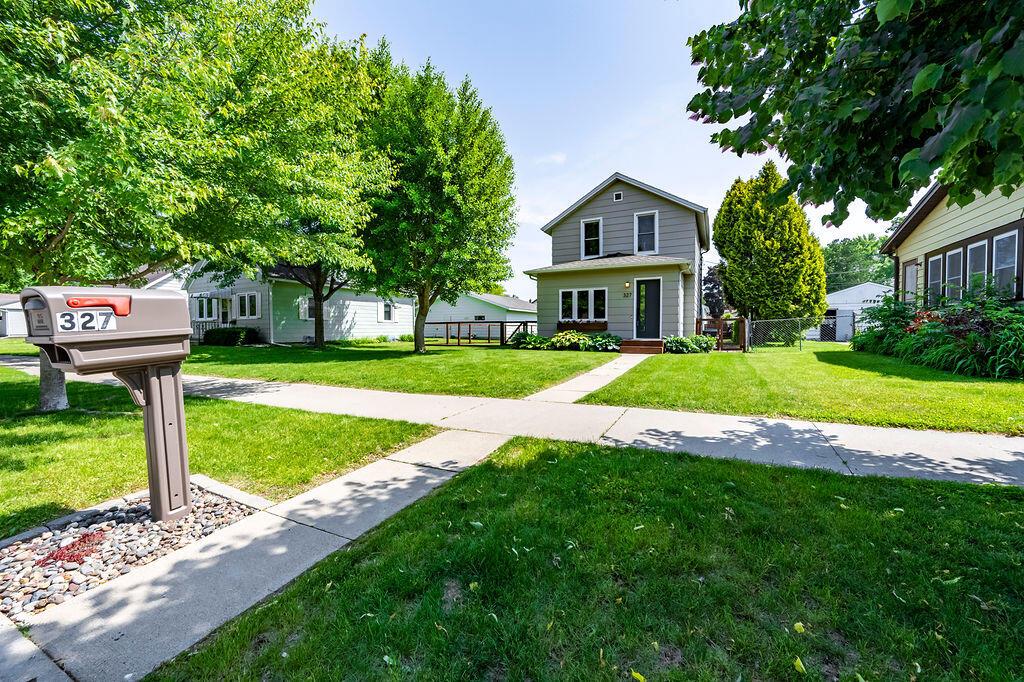 327 2nd STREET NORTH North