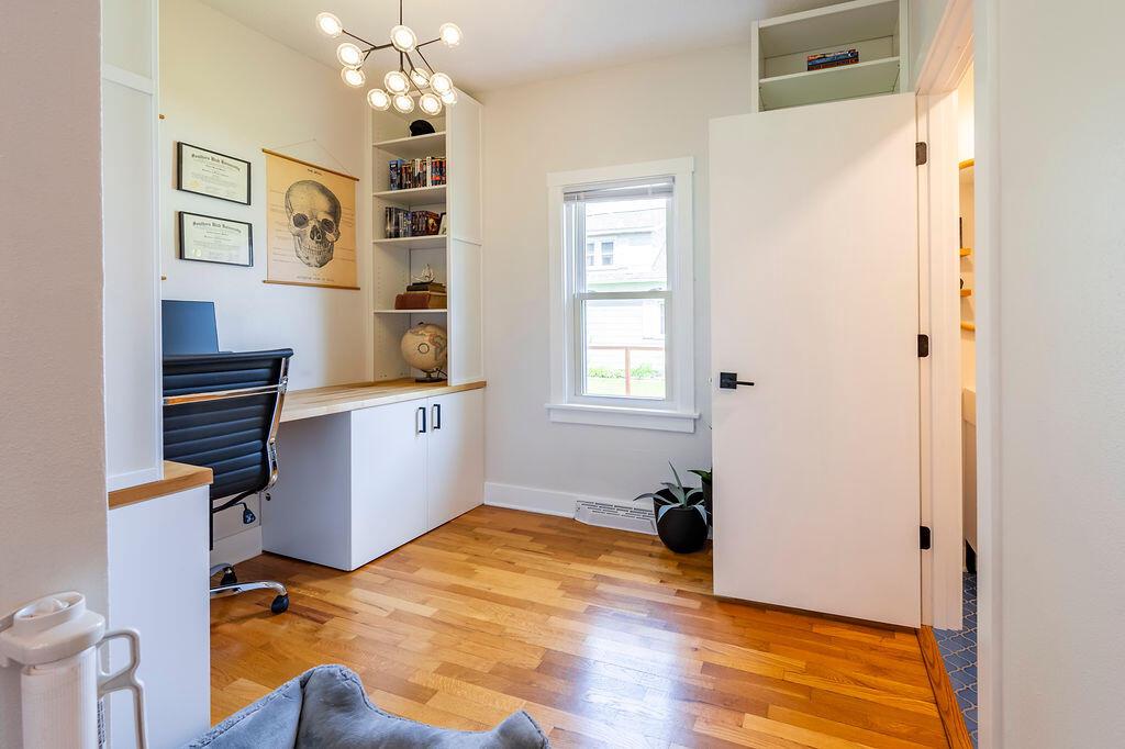 327 2nd STREET NORTH North