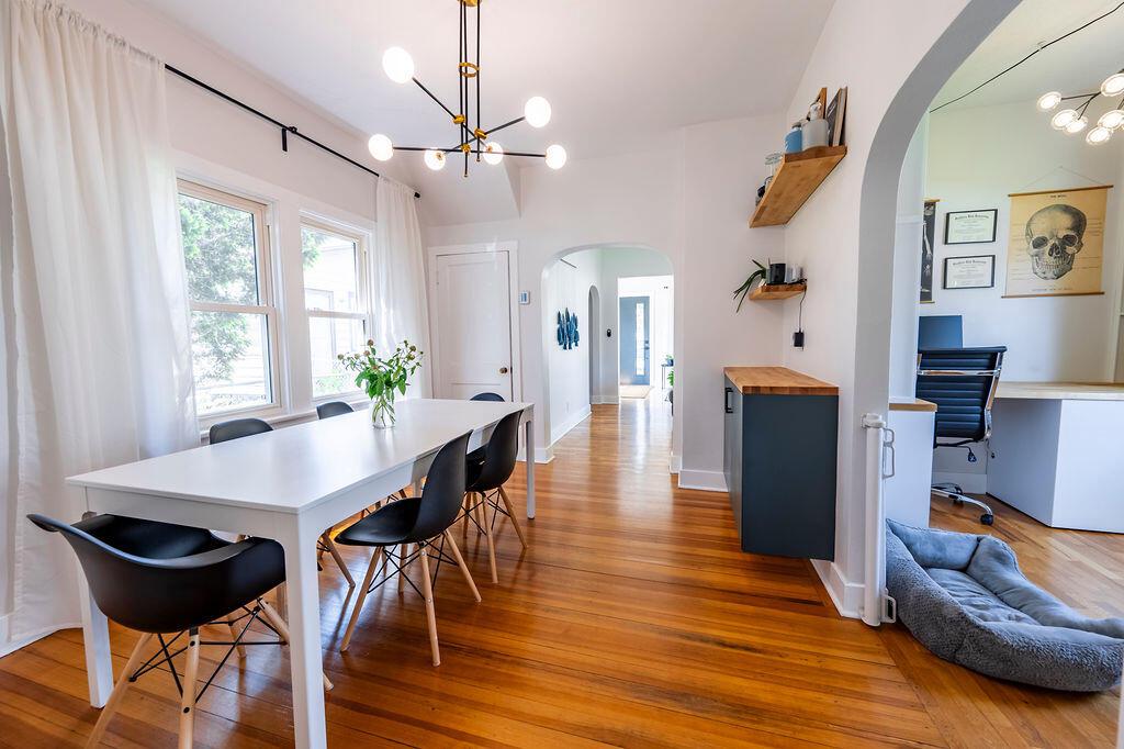 327 2nd STREET NORTH North