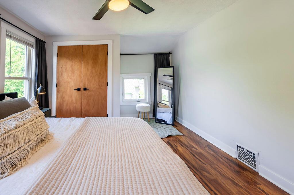 327 2nd STREET NORTH North