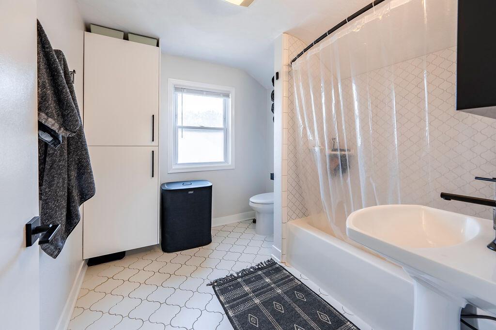 327 2nd STREET NORTH North