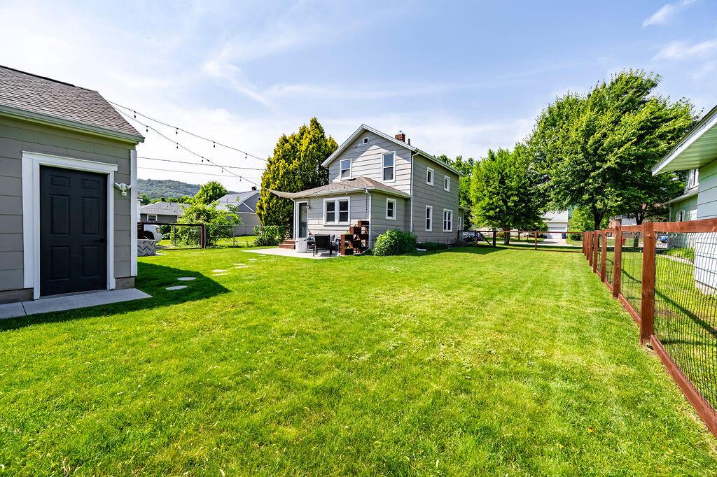 327 2nd STREET NORTH North