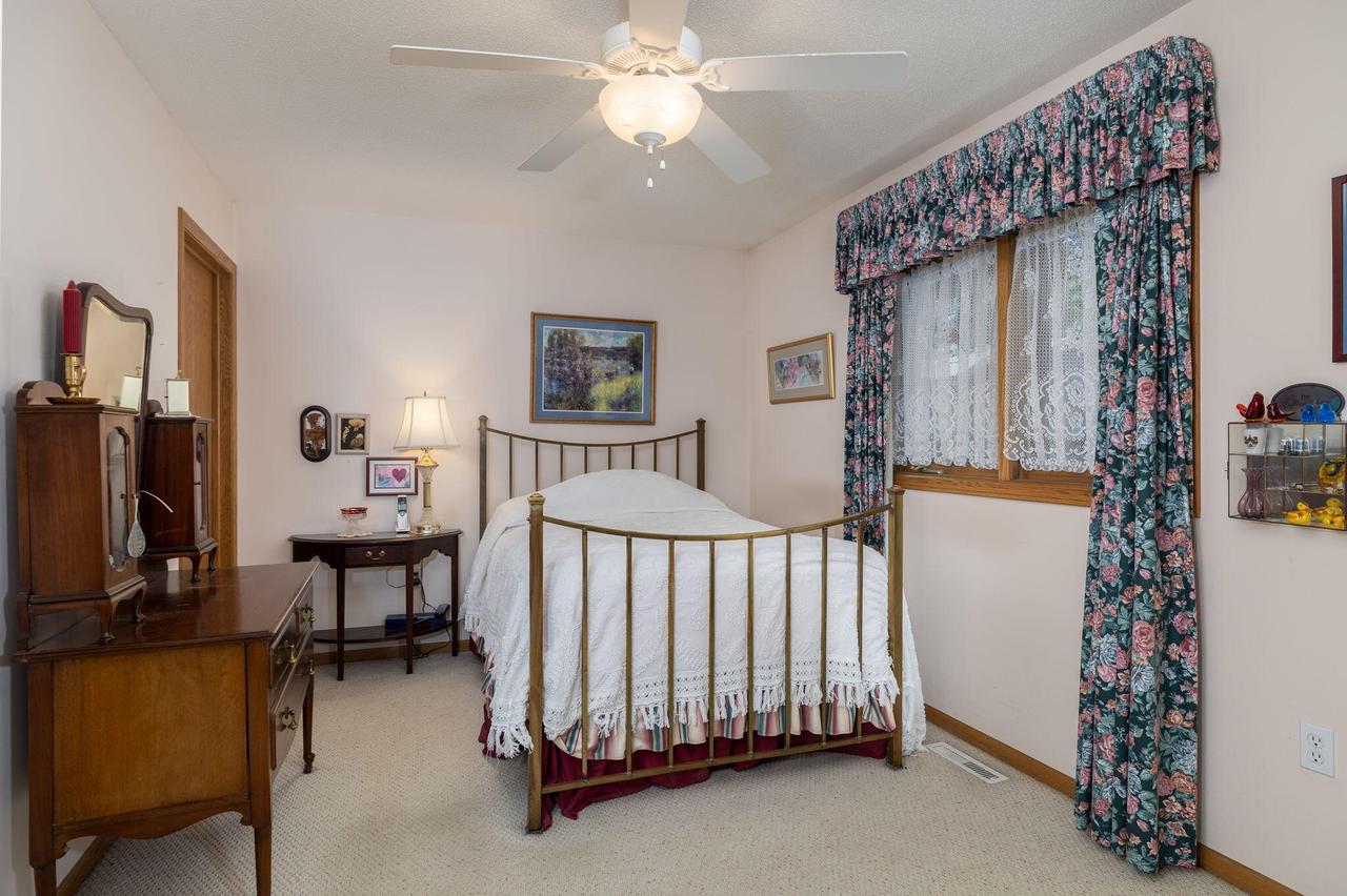 3313 Rosehill PLACE