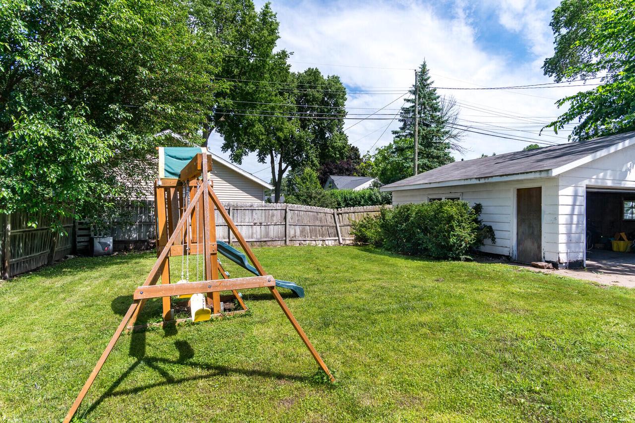 2053 29th STREET SOUTH South