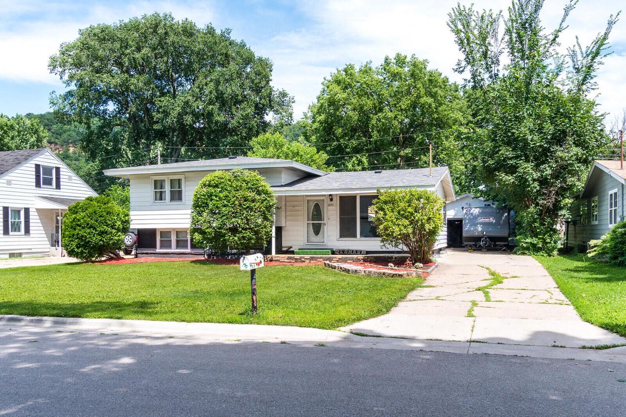 2053 29th STREET SOUTH South