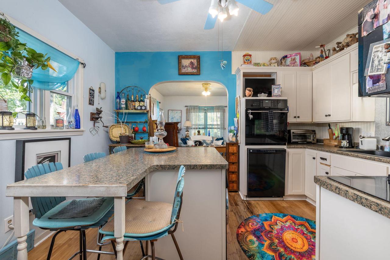 1701 Madison STREET 1704
