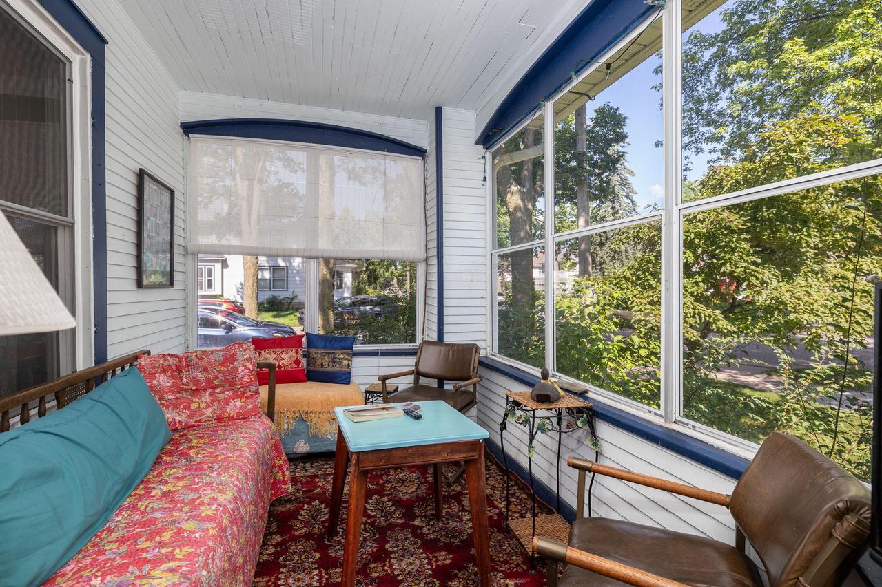 1701 Madison STREET 1704