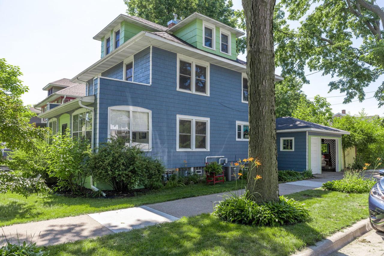 1701 Madison STREET 1704