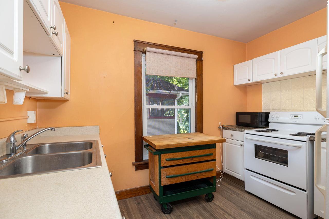 1701 Madison STREET 1704