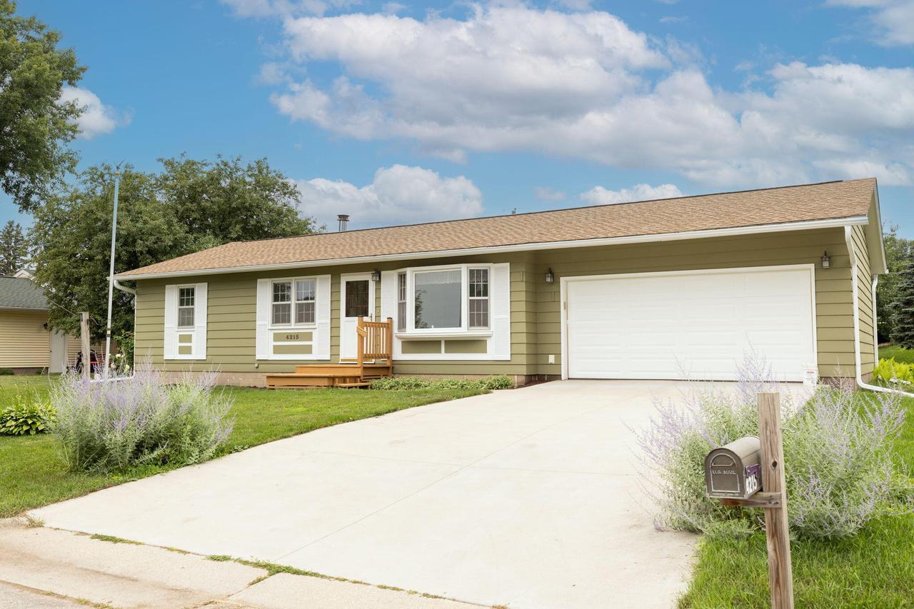 4215 Sunnyside DRIVE