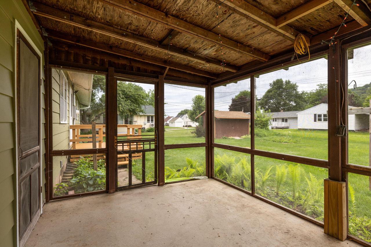 4215 Sunnyside DRIVE