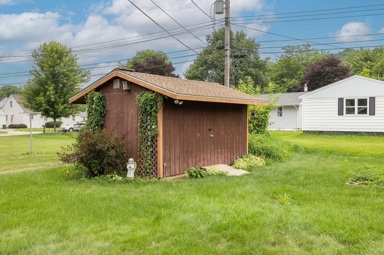 4215 Sunnyside DRIVE