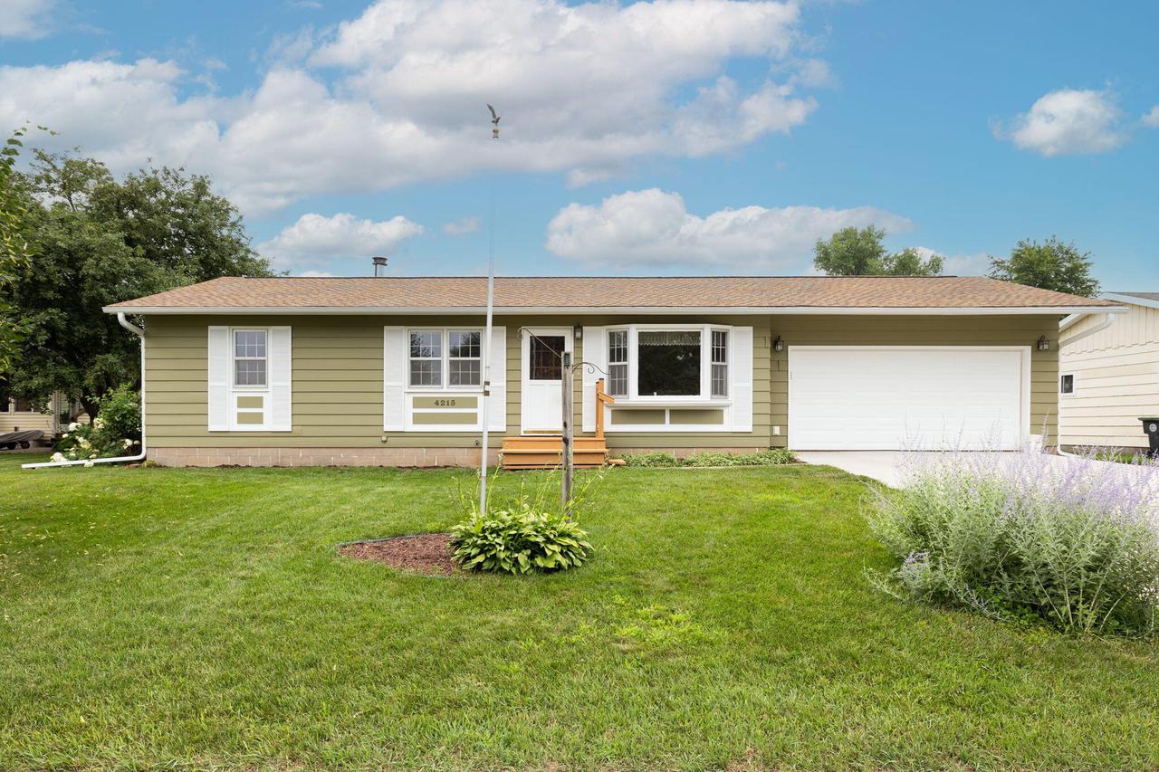 4215 Sunnyside DRIVE