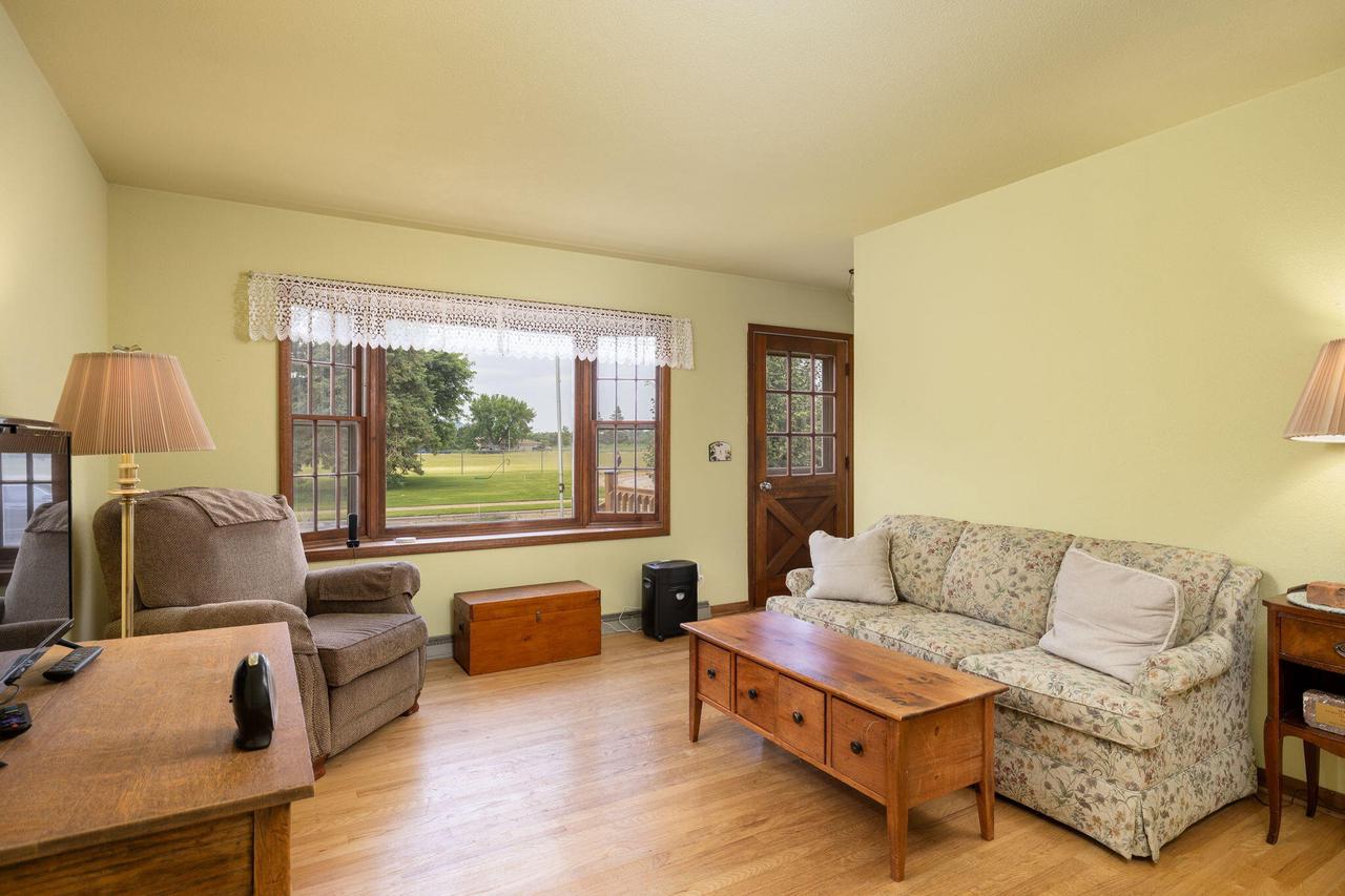 4215 Sunnyside DRIVE