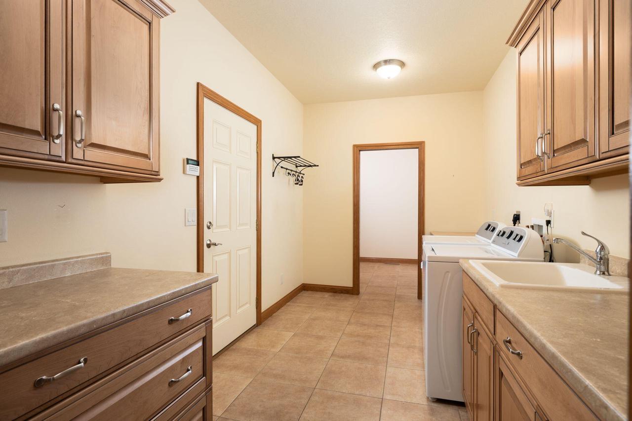 503 Pine Valley COURT