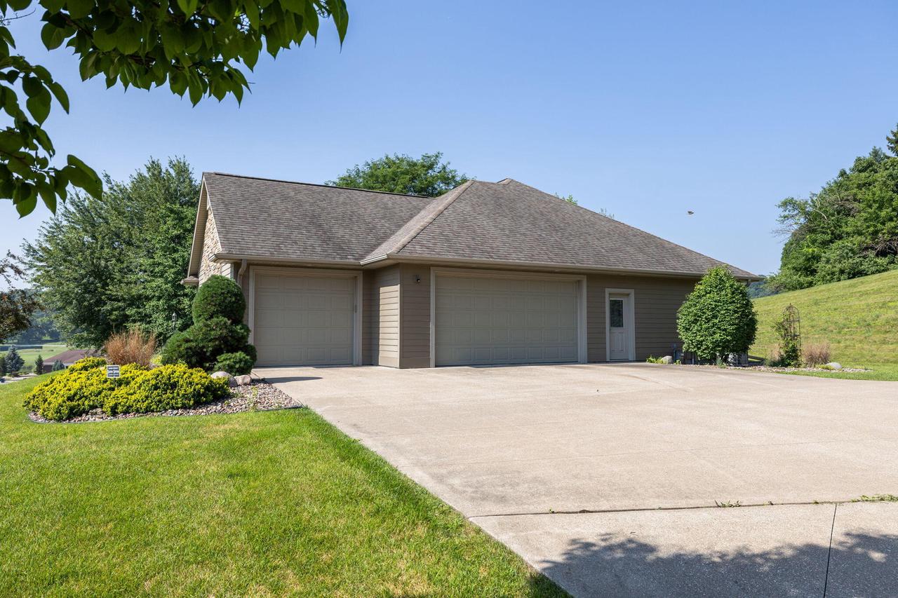 503 Pine Valley COURT