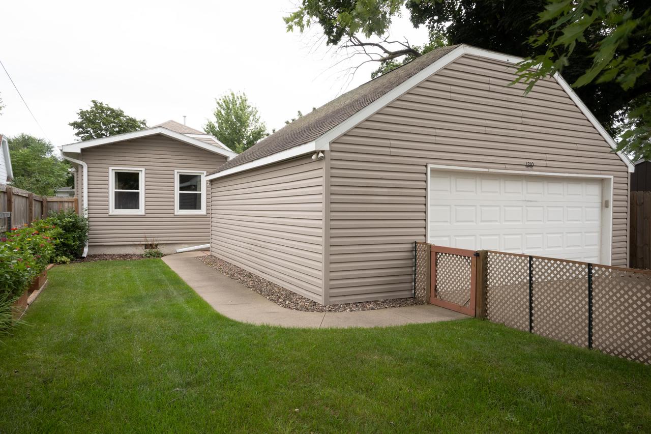 1210 20th STREET SOUTH South