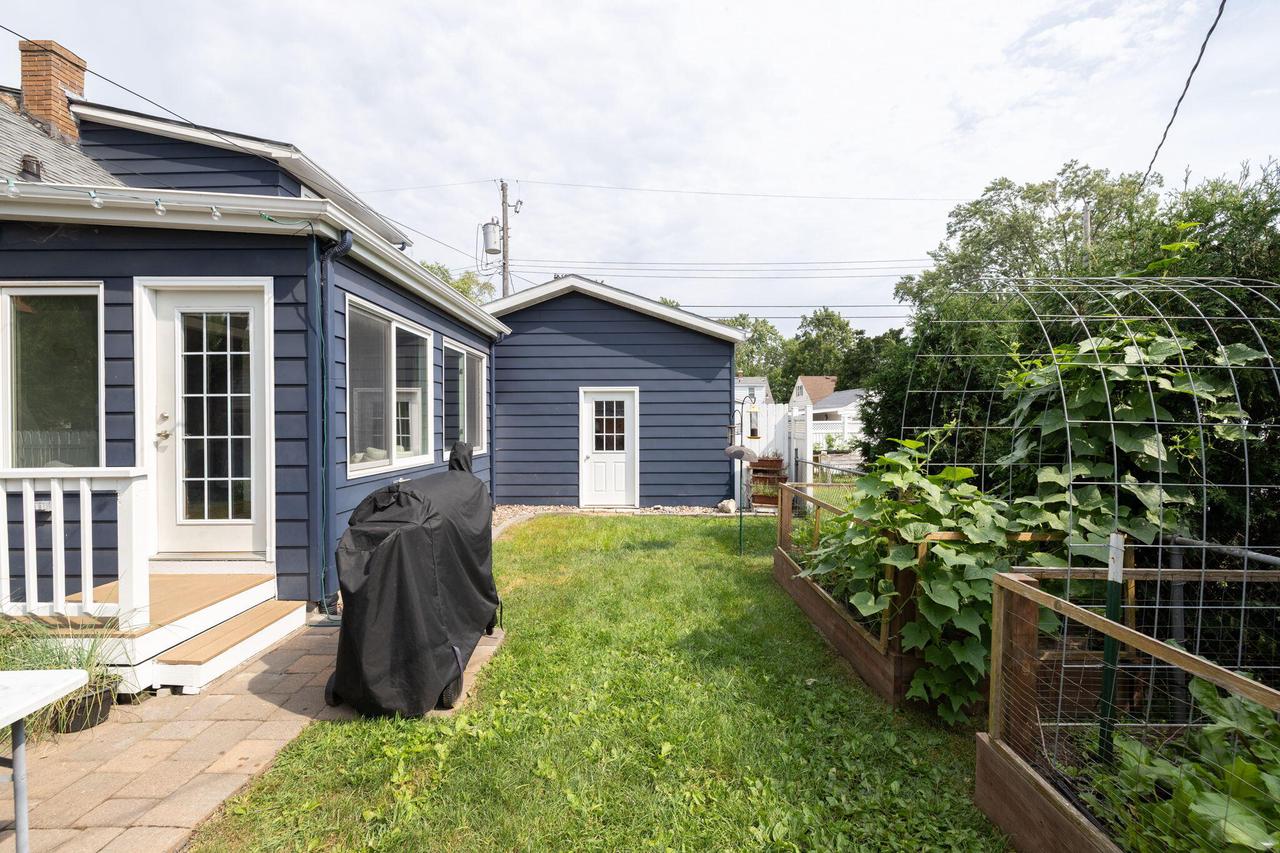 719 23rd STREET SOUTH South