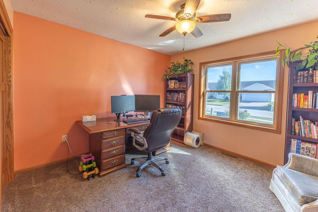 1123 huntington STREET