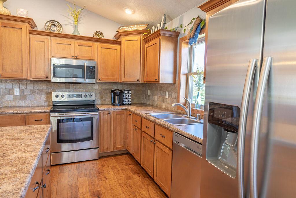 1123 huntington STREET