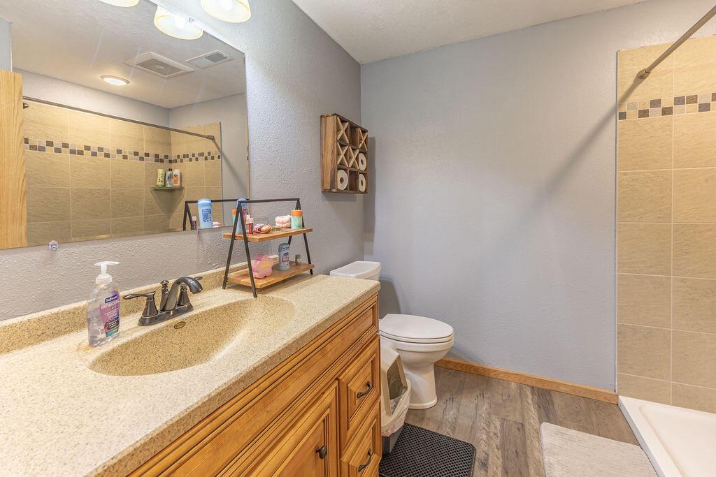 1123 huntington STREET