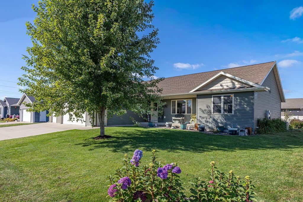 1123 huntington STREET