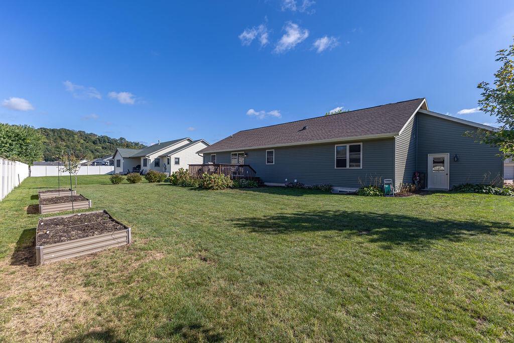 1123 huntington STREET