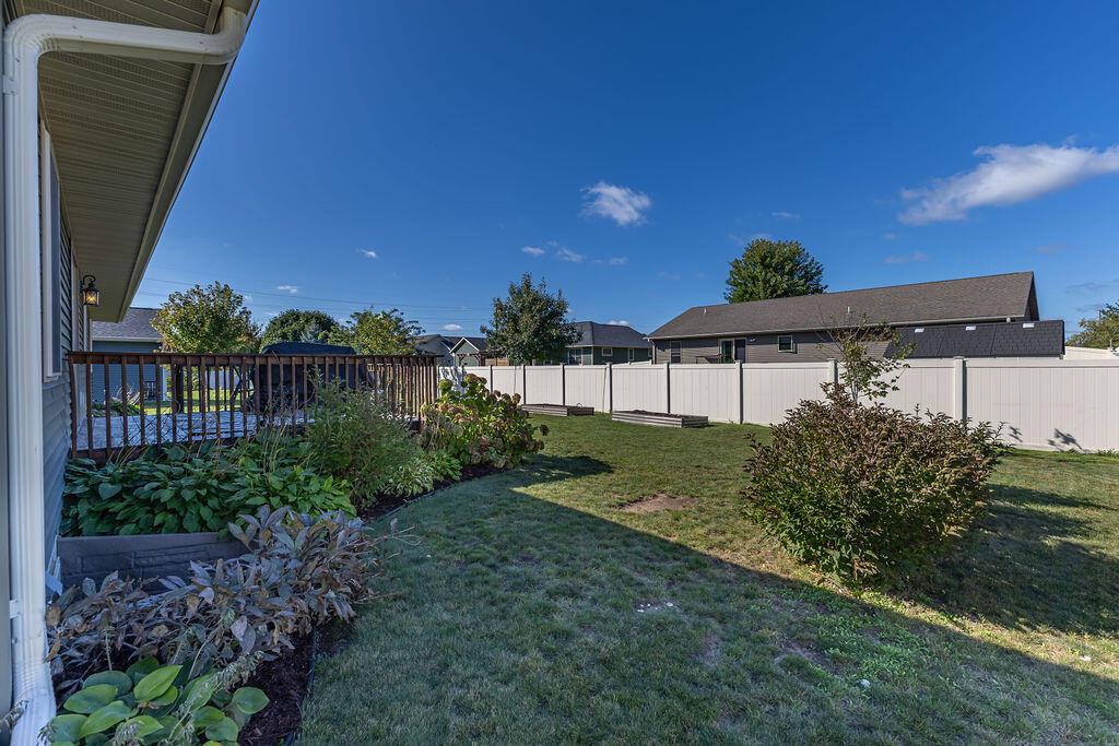 1123 huntington STREET