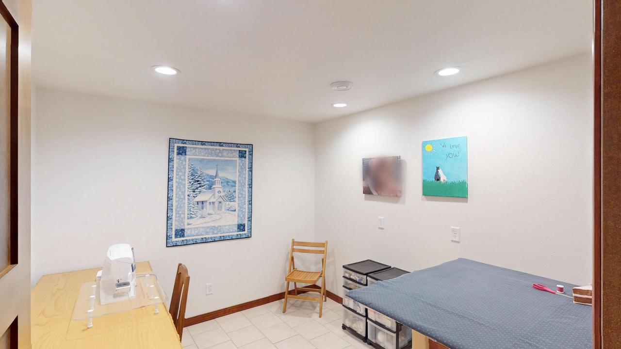 806 Maple Shade DRIVE