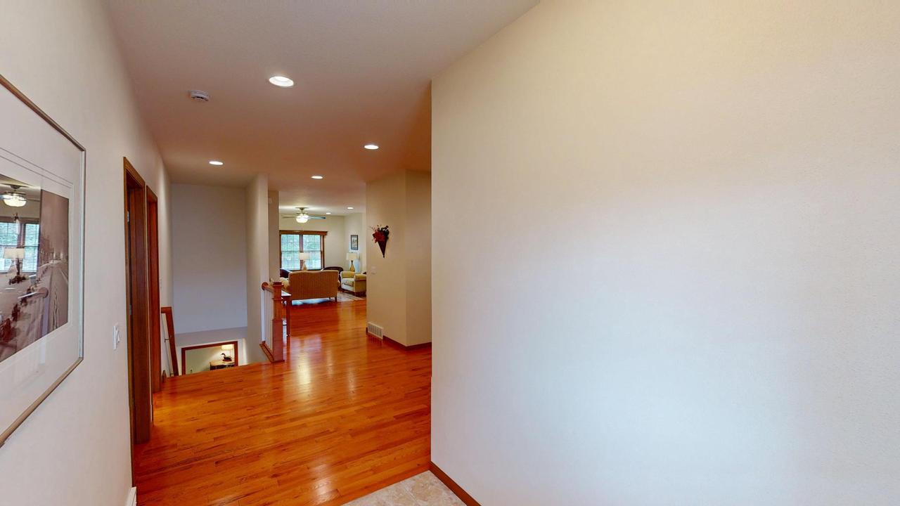 806 Maple Shade DRIVE