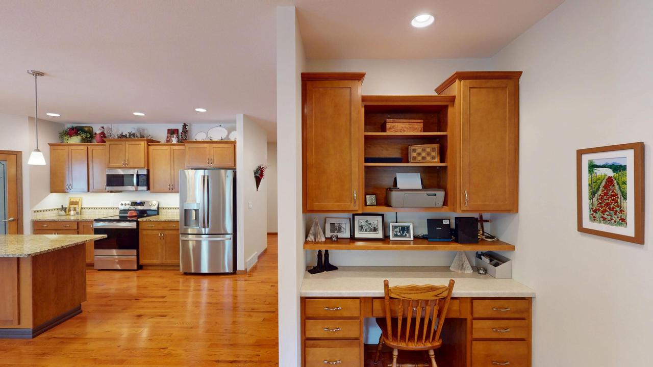 806 Maple Shade DRIVE