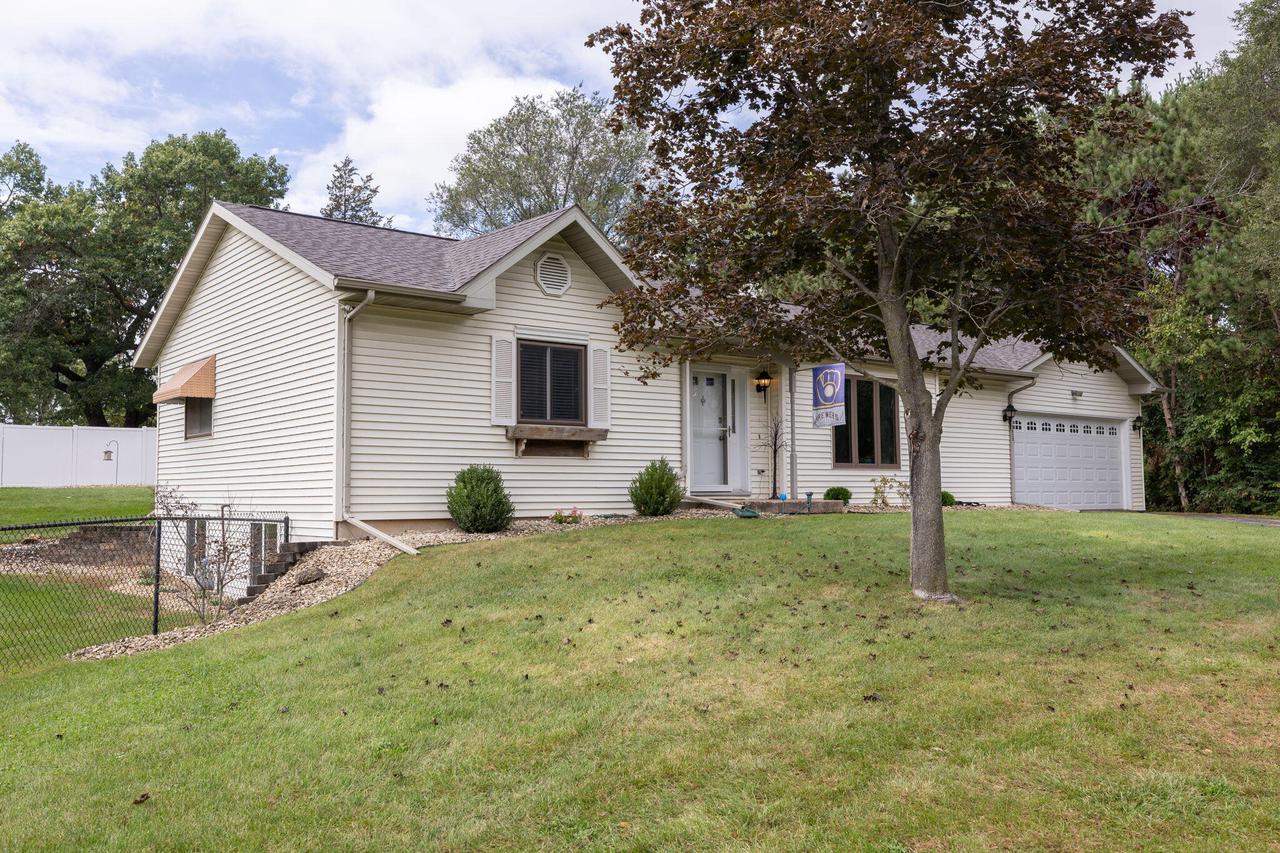N5425 Penney LANE