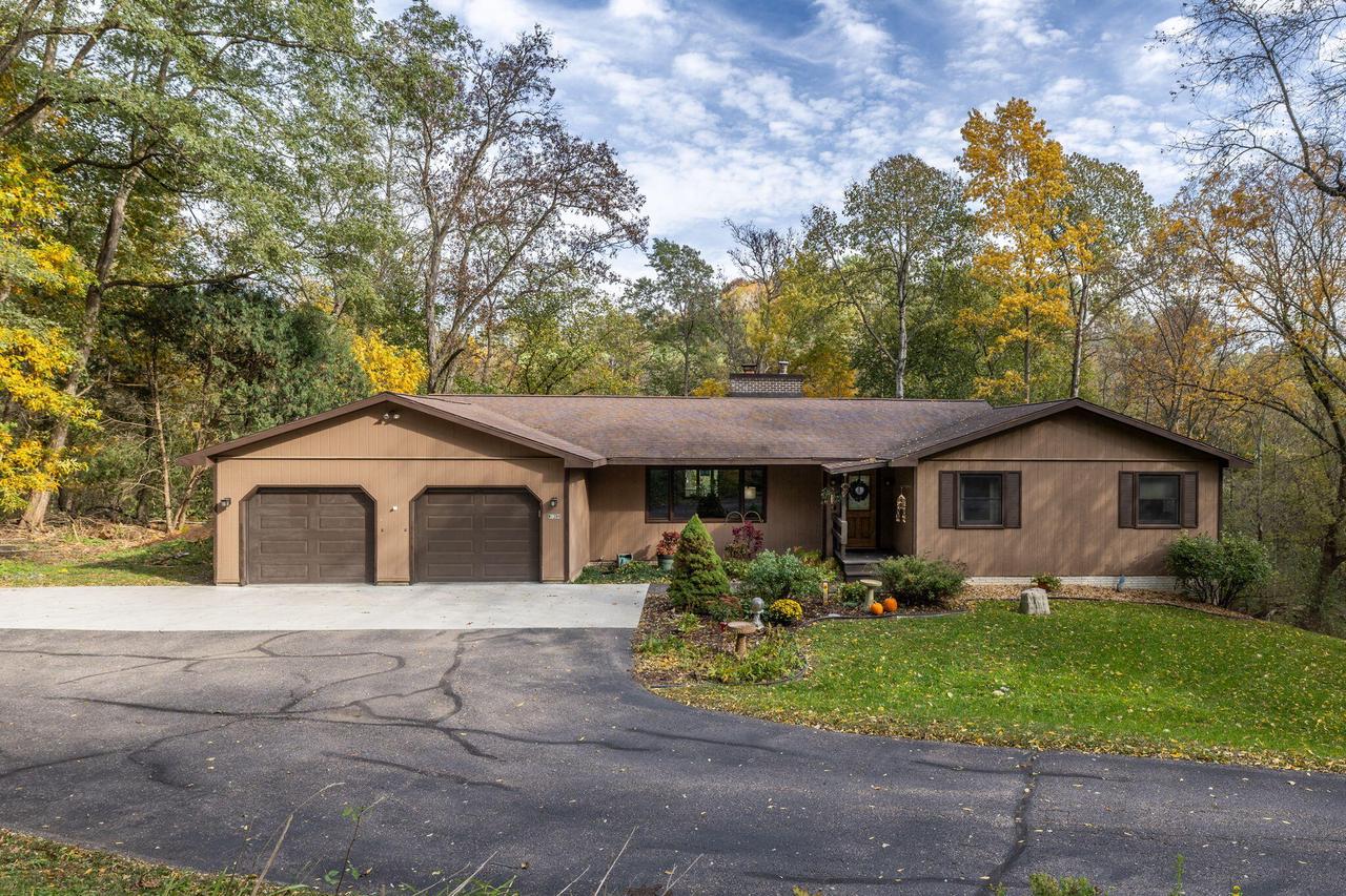 N1394 Red Oaks DRIVE