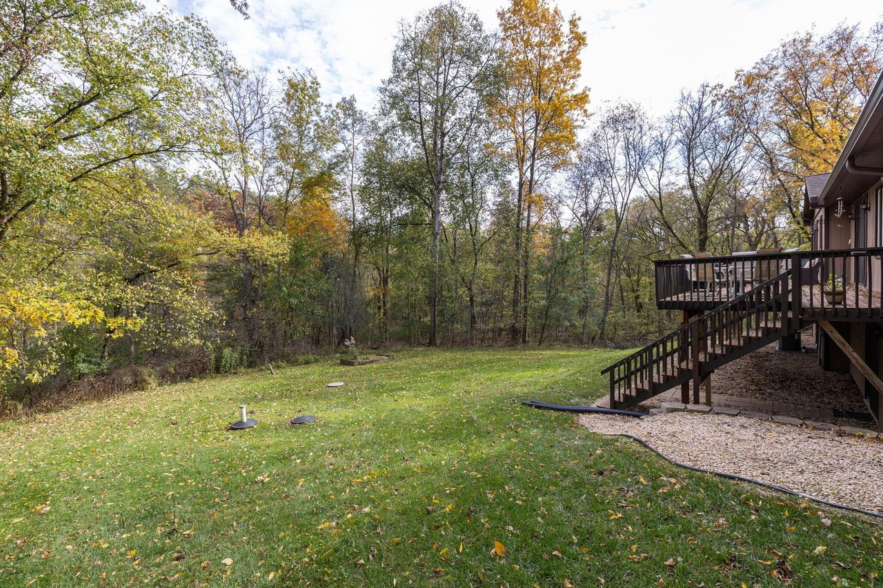 N1394 Red Oaks DRIVE