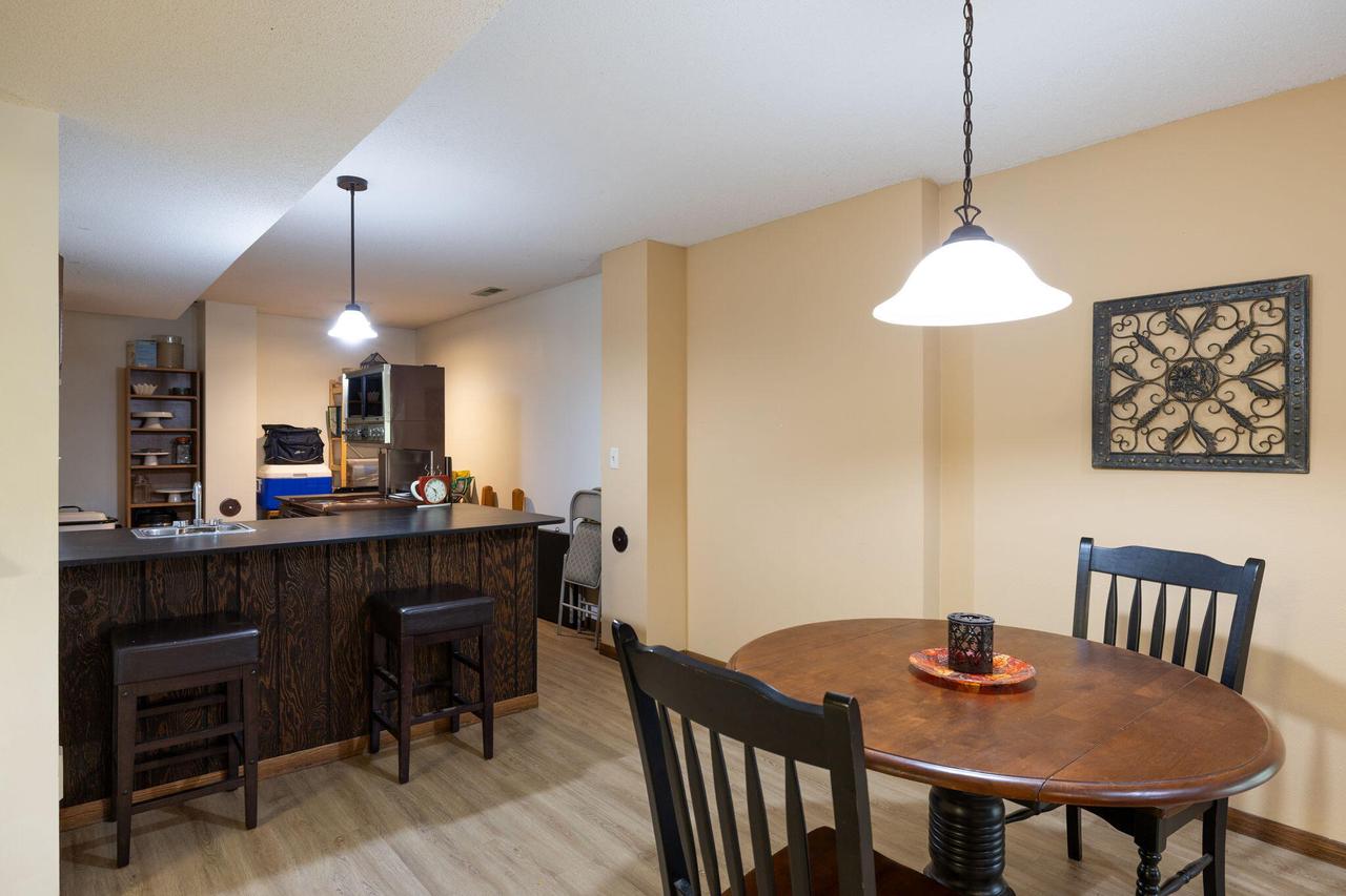 N1394 Red Oaks DRIVE