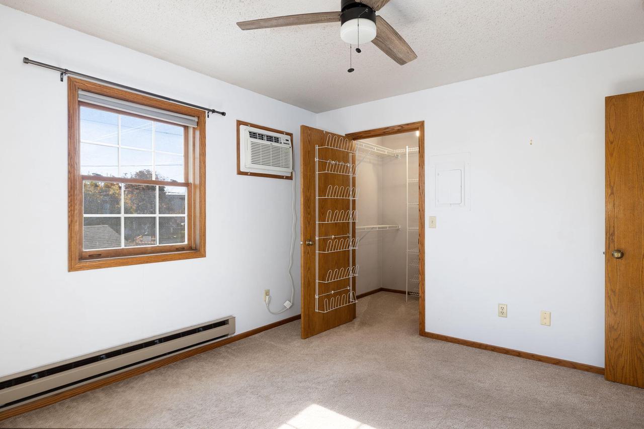 1400 Redfield STREET 2