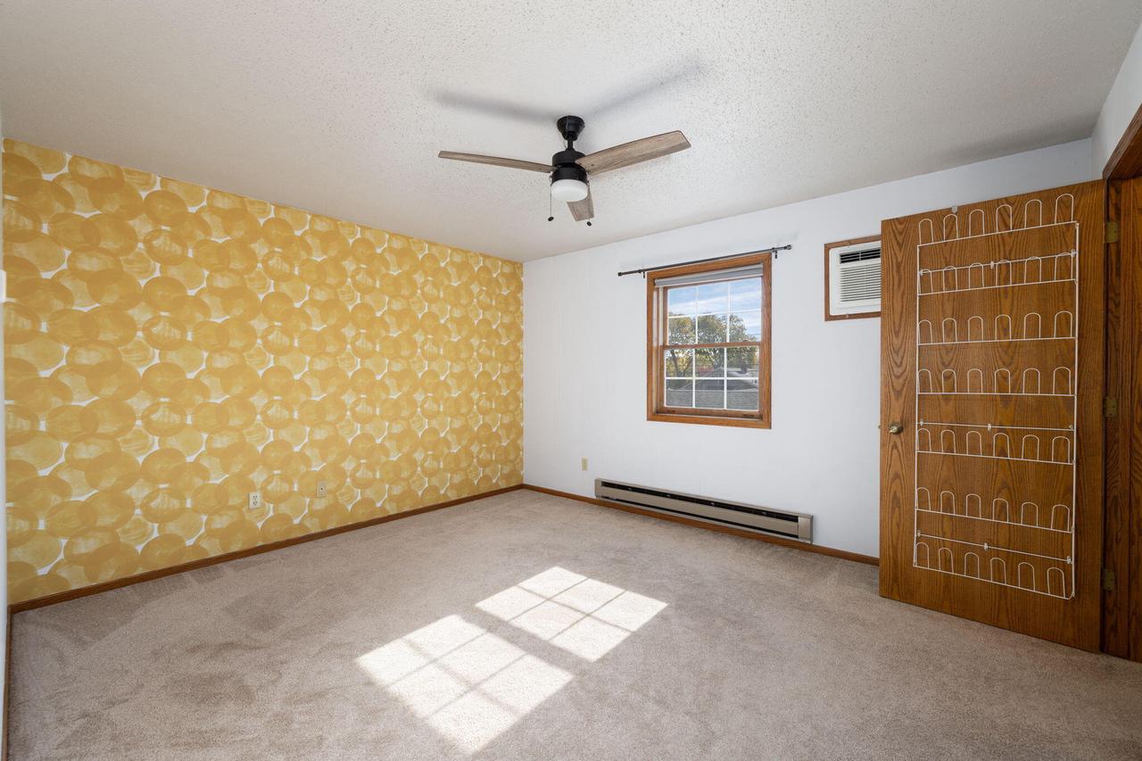 1400 Redfield STREET 2