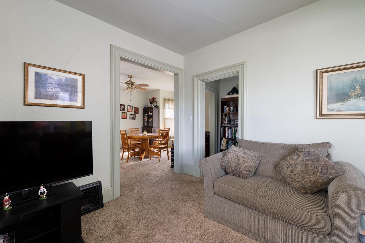 722 Caledonia STREET