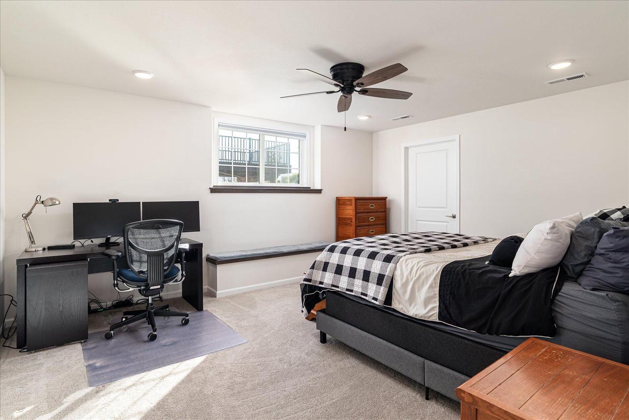 3120 Christenson LANE